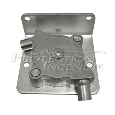 Deflection pulley under housing