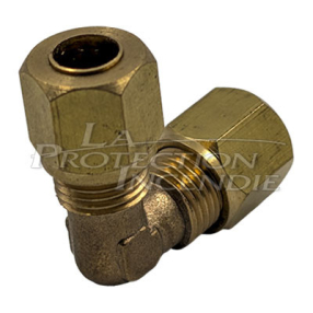 Brass elbow fitting
